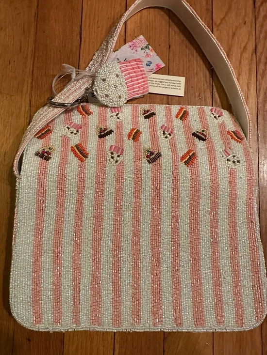 Beaded Pink Stripe Shoulder Bag with Cupcake/Pizza/Burger Motif NWT - Picture 5 of 6